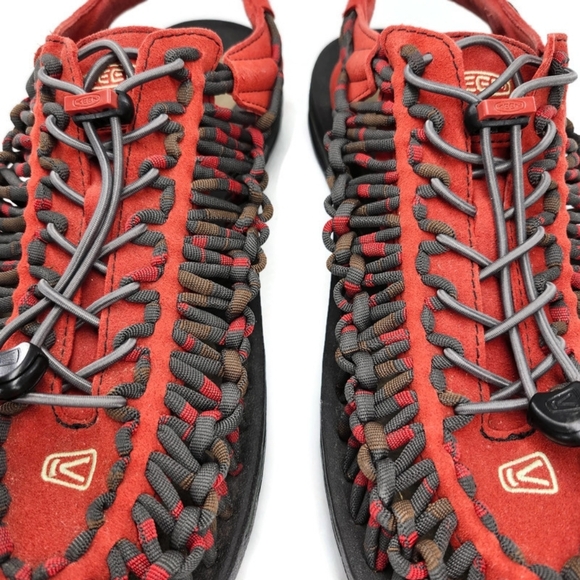 Keen Uneek Red & Grey Two-Cord Bungee Lace Open-Air Sandals - Picture 6 of 12
